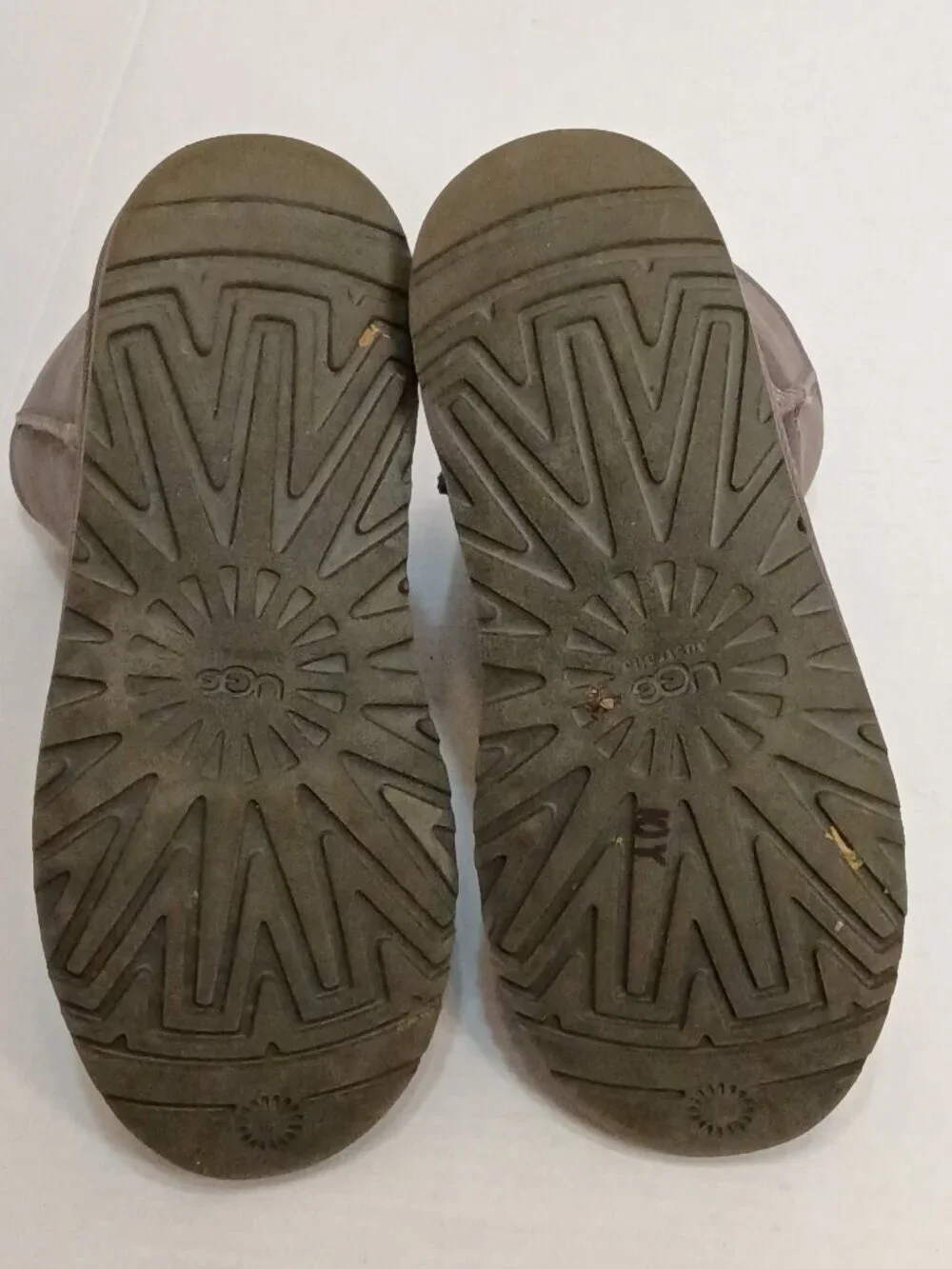 UGG authentic kids